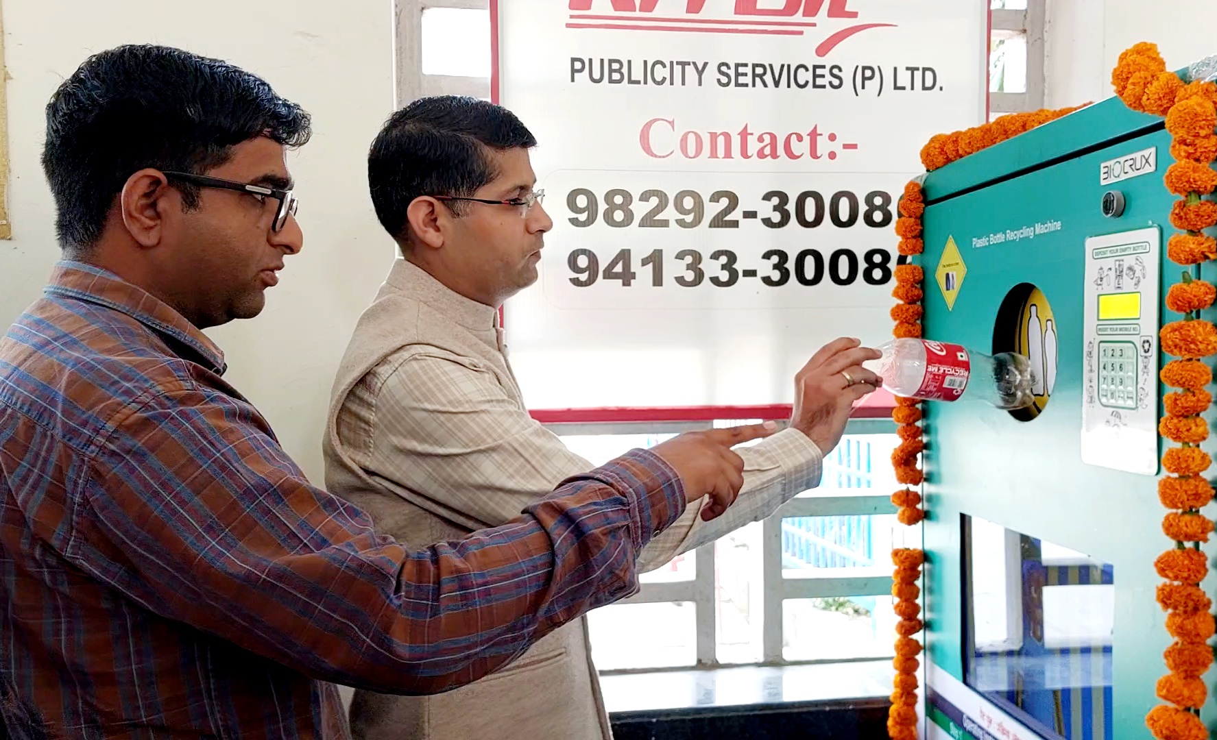 Deputy Commissioner inaugurated the bio-crux machine installed at Una railway station.